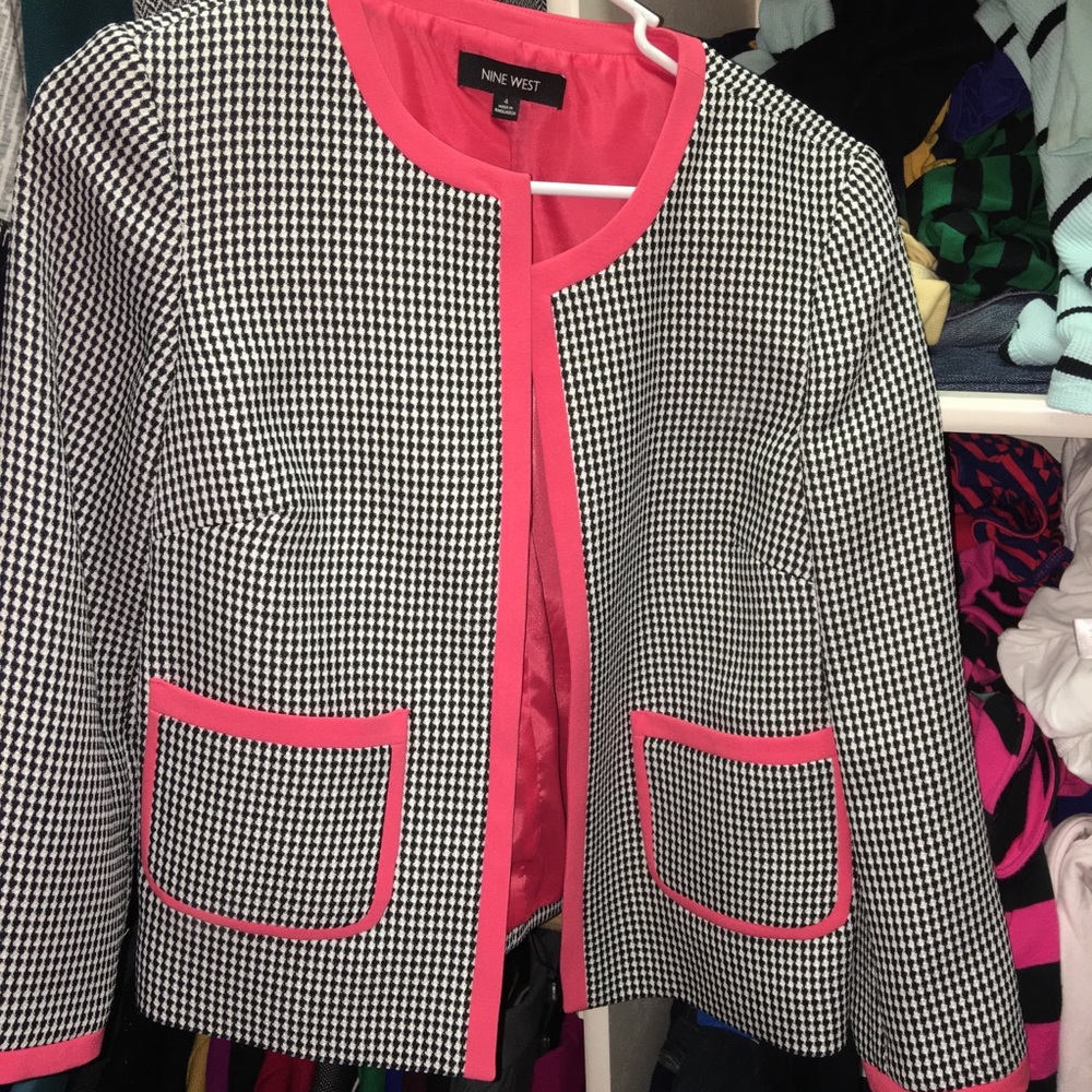 Super cute Nine West Blazer